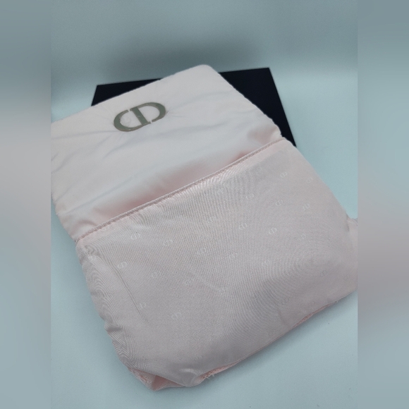 ✨ Dior Who? Dior YOU. Pink Puff Luxe Makeup Bag Pouch Only ✨ NEW IN BOX - Picture 4 of 6